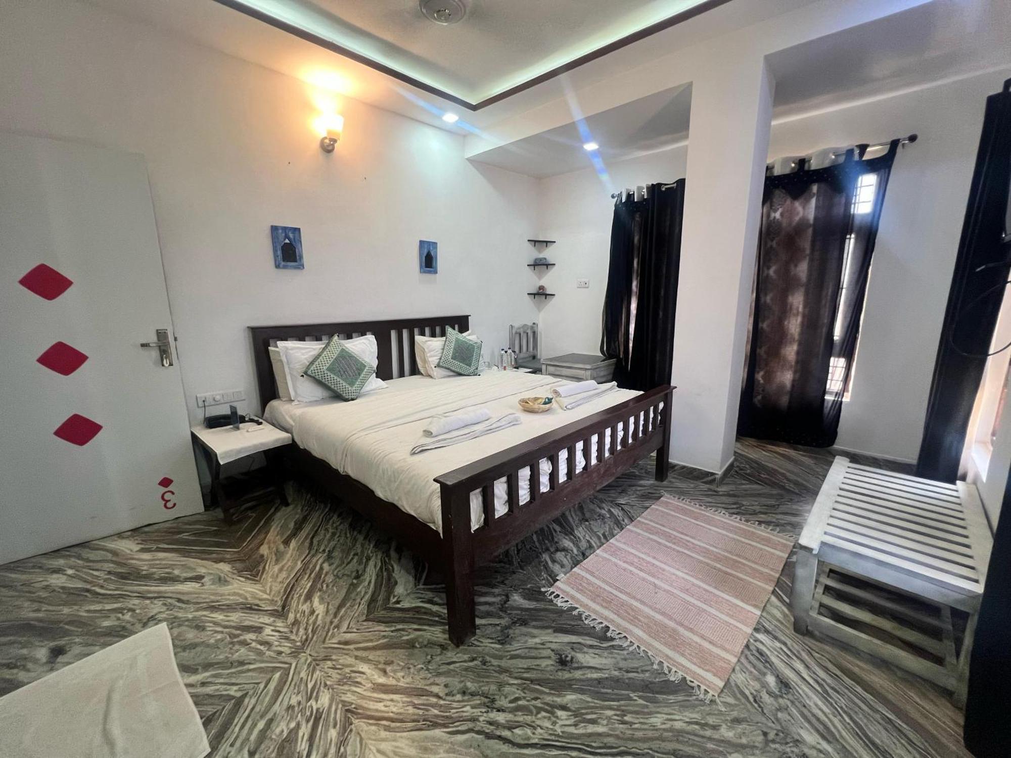 Thar View Hotel Jaisalmer Exterior photo